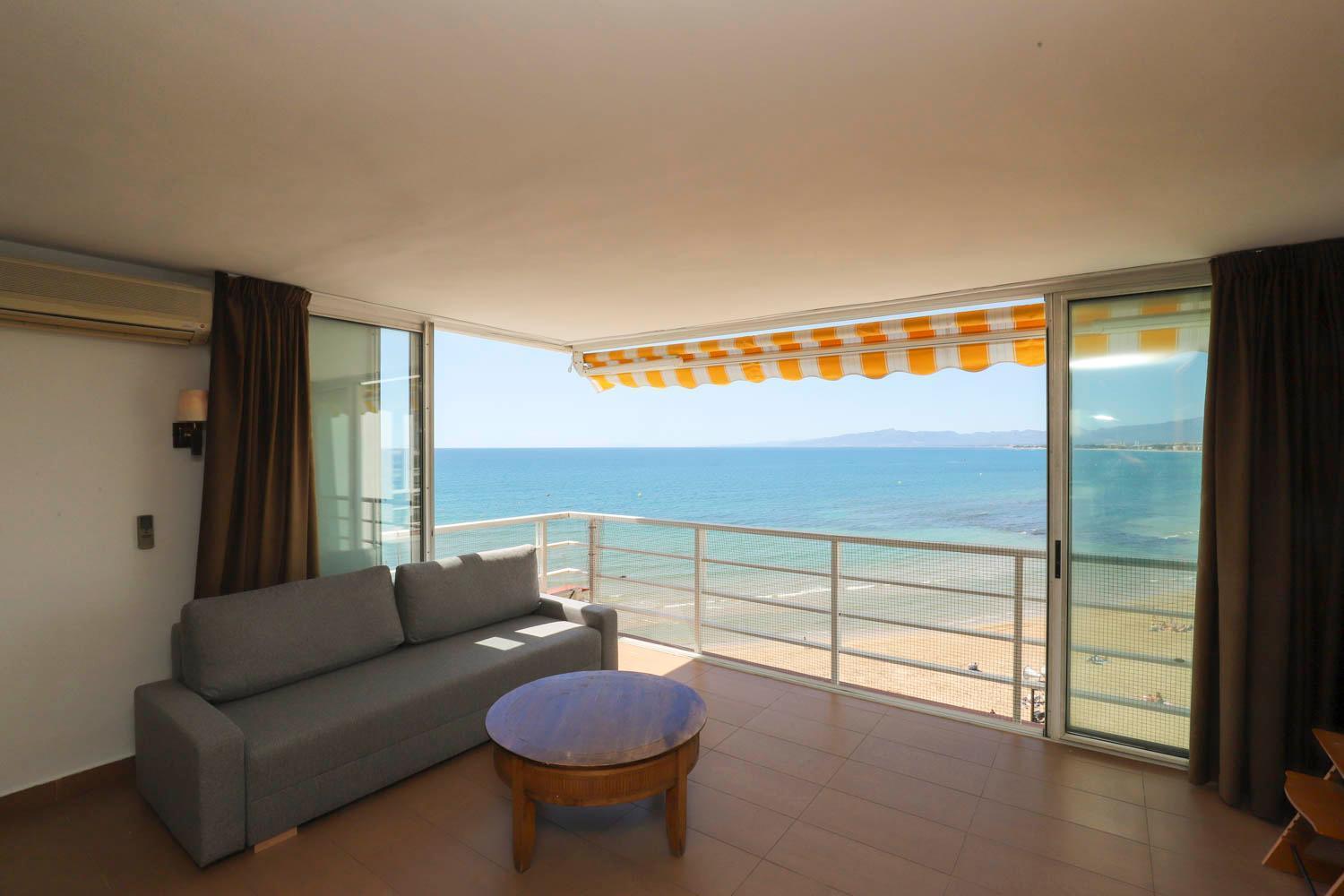 Differentflats Rubens Apartment Салоу Екстериор снимка